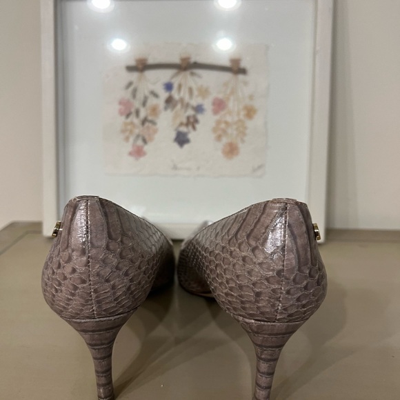 Calvin Klein kitten heels - size 6.5 - Picture 3 of 6